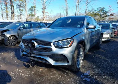 2022 Mercedes-Benz Glc Glc 300 from USA, damaged, VIN W1N0J8EB8NG057320
